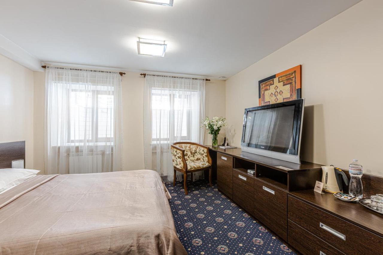 Incognito Boutique Hotel Kiev Luaran gambar