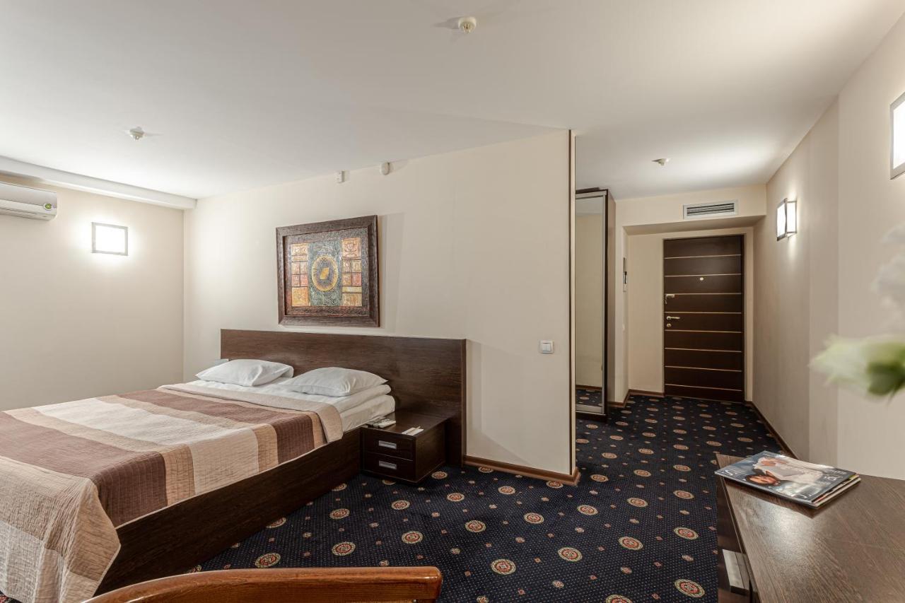 Incognito Boutique Hotel Kiev Luaran gambar