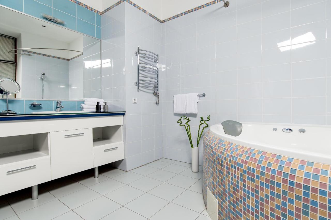 Incognito Boutique Hotel Kiev Luaran gambar